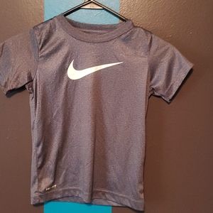 Nike tshirt
